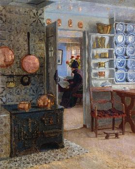 Lesende Frau, Blick durch die Küchentür