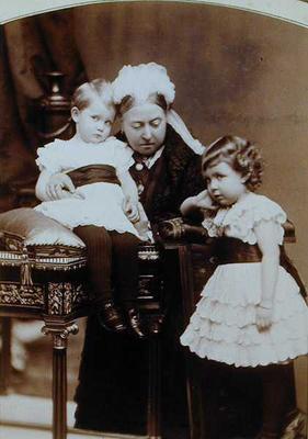 Queen Victoria (1819-1901) with her grandchildren, Prince Arthur (b.1883) and Princess Margaret of C