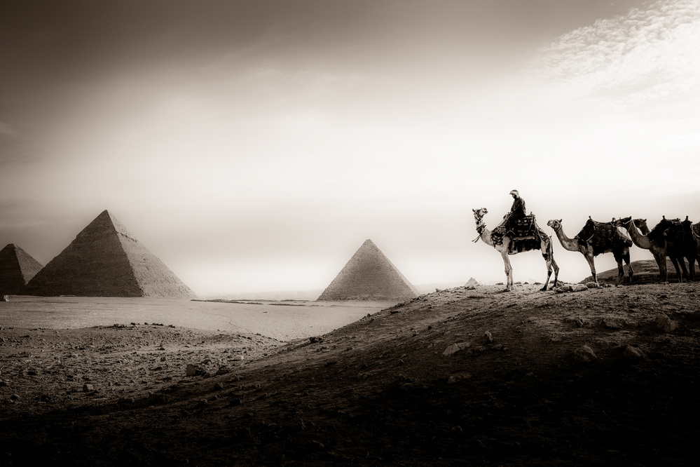Pyramid Sighting from Ali Khataw