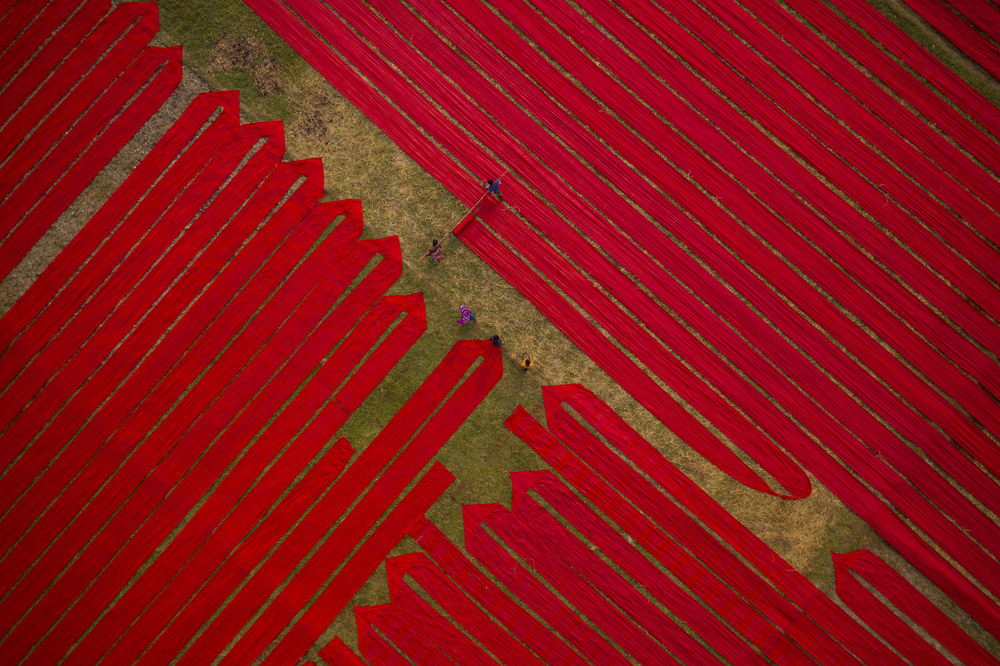 Red cloths from Azim Khan Ronnie
