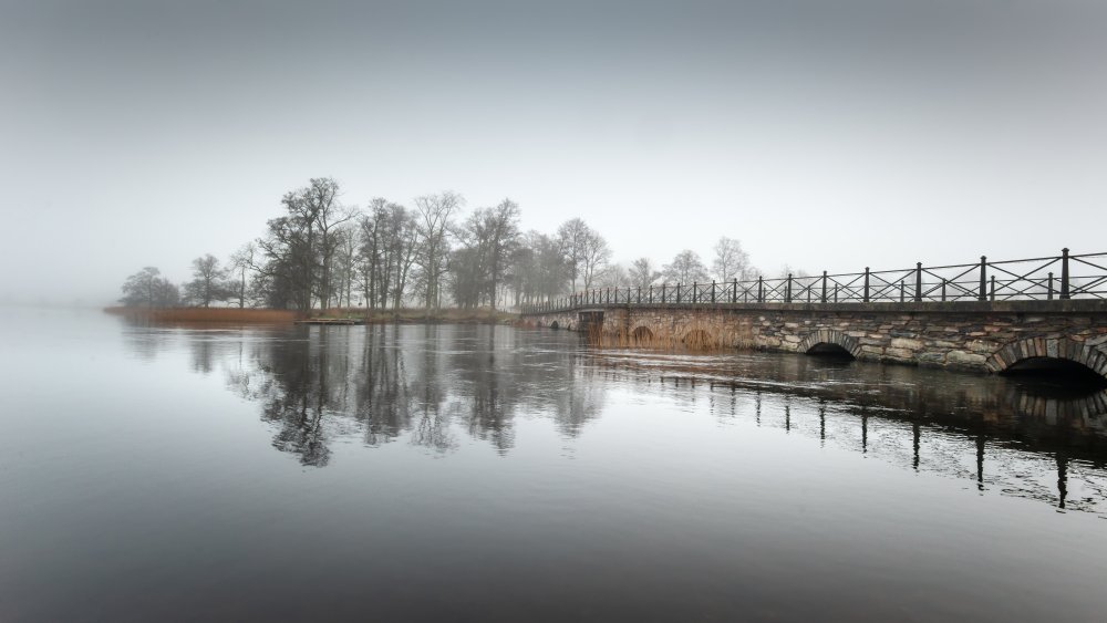 Fog at the stone bridge from Benny Pettersson