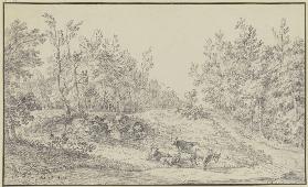 Waldlichtung, im Vordergrund drei Kühe und zwei Schafe