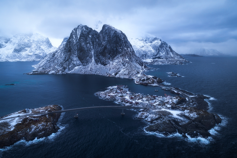 Drama in Hamnoy from Daniel Gastager