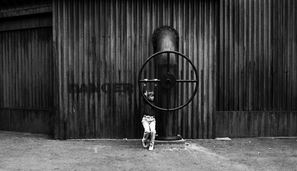 Wheel of life (from the series &quot;Childhoods&quot;) from Dieter Matthes