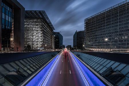 Into Brussels by night