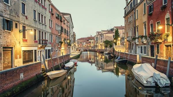Early Morning In Venice from emmanuel charlat