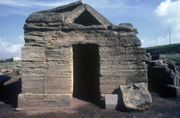 Aedicula Tomb (photo) from Etruscan