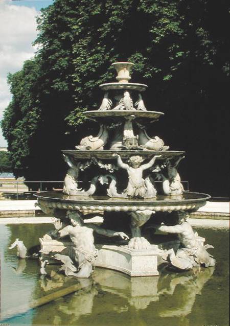 Fontaine de la Pyramide from Francois Girardon