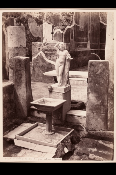Pompeii: Fountain in the Casa del gran balcone from Giorgio Sommer