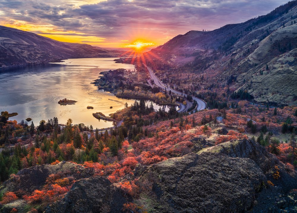 Autumn Sunrise at Rowena Crest from Grant Hou