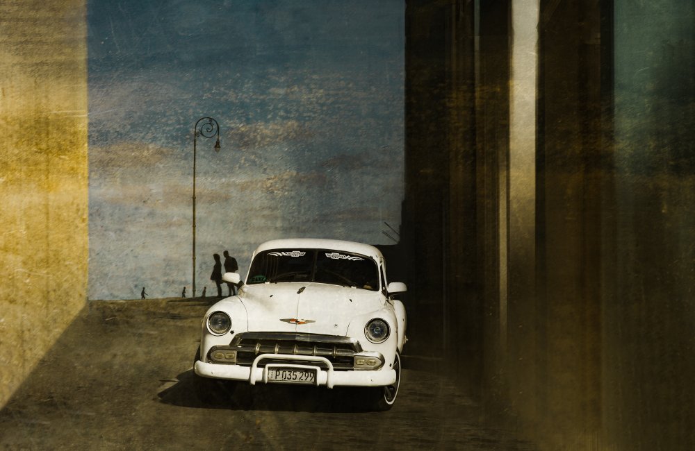 A white car in Havanna from Inge Schuster