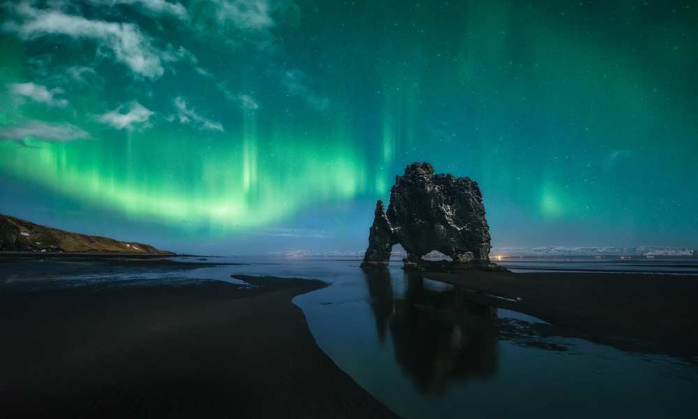 Under the Northern Lights from Javier De la
