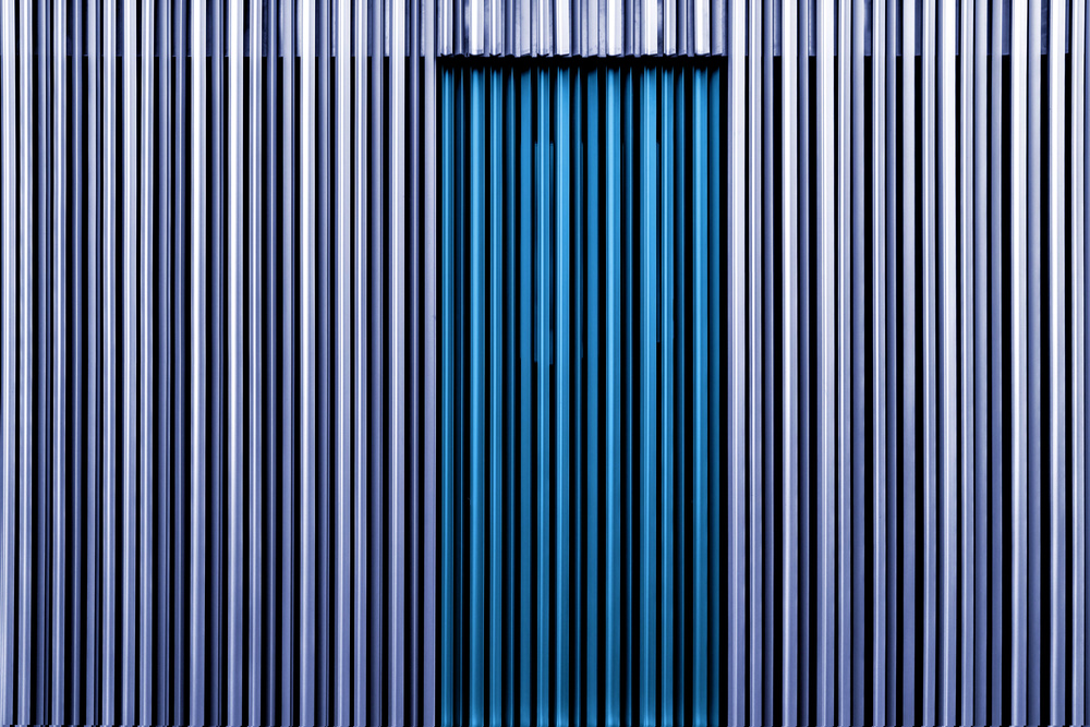 Facade of lines from Jois Domont ( J.L.G.)