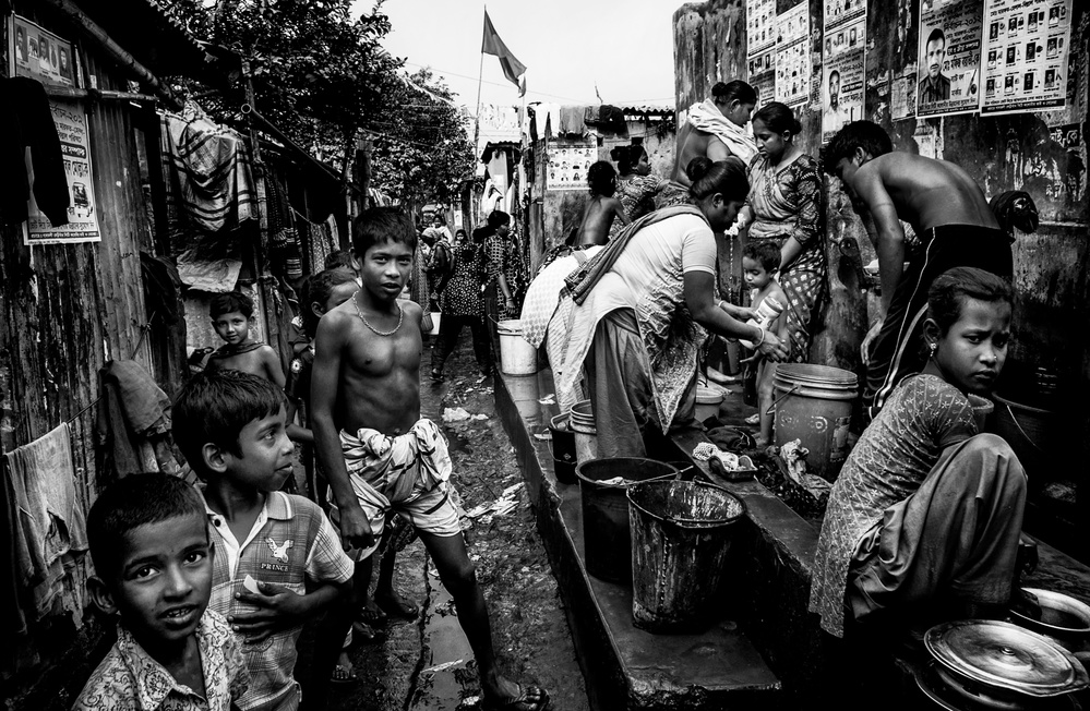 Doing the washing up - Bangladesh from Joxe Inazio Kuesta Garmendia