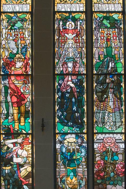 Kathedrale Sankt Nikolaus, Freiburg Glasfenster from Jozef Mehoffer