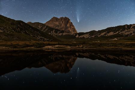 Comet Neowise over Campo Imperatore