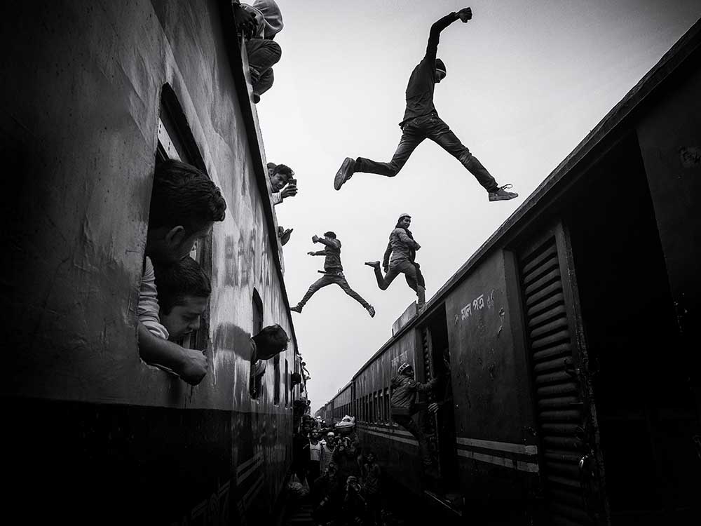 Train jumpers from Marcel Rebro