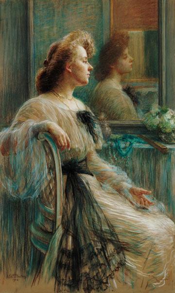 Lady in front of the mirror