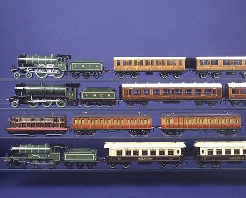 Hornby locomotives and coaches, English, 20th century from 
