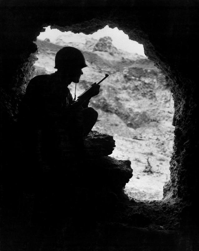 Pacific Front during Okinawa battle: US Marines sights on a Japanese Sniper from 