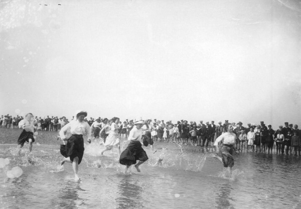 Travel / Sea bathing in Buesum 1911 from 