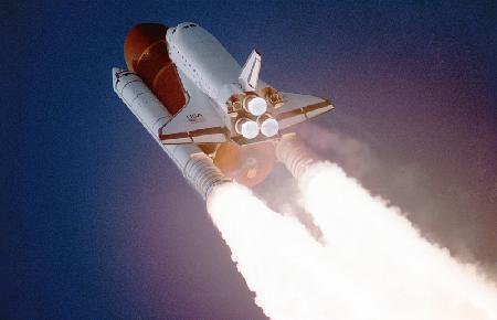 Space Shuttle Atlantis takes flight on its STS-27 mission, 9:30 a.m. EST, utilizing 375,000 pounds t