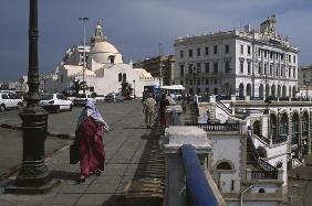 The mosque Djama Djedid on the port (photo) 