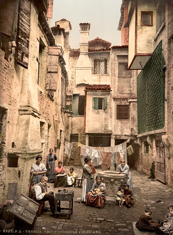 Venice , Court with residents from 