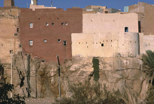 View of the city, detail of the wall (photo)  from 