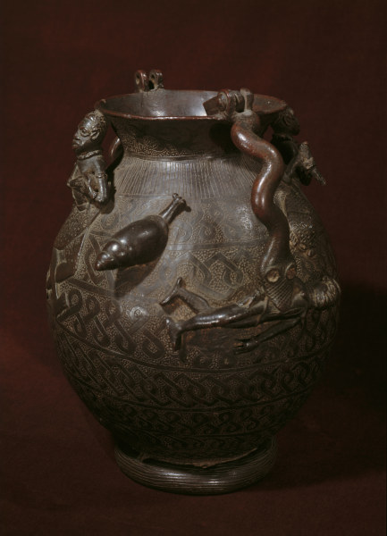 Water container / Benin, Nigeria/Bronze from 