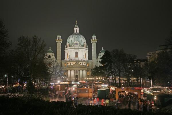 Karlskirche Wien bei Nacht from Peter Wienerroither