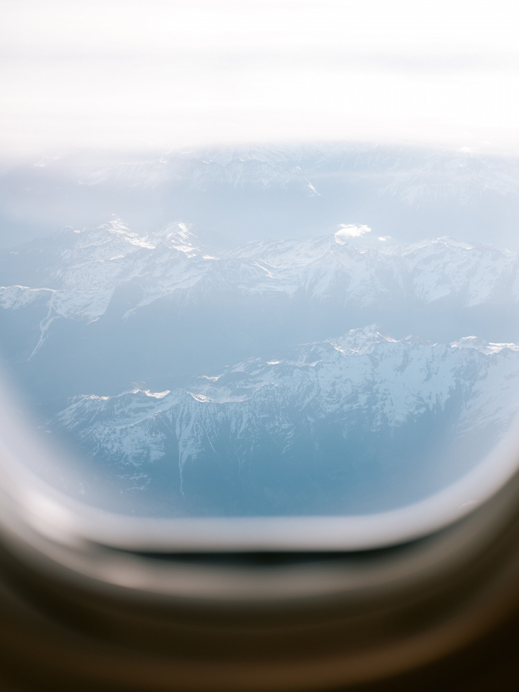 Plane Window View from Raisa Zwart