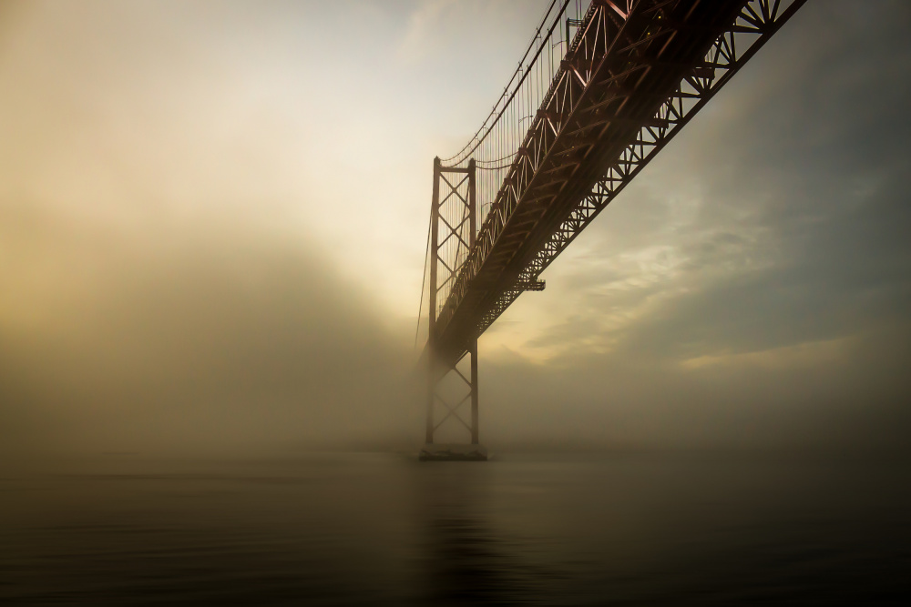 Fading Bridge... from Ricardo Mateus