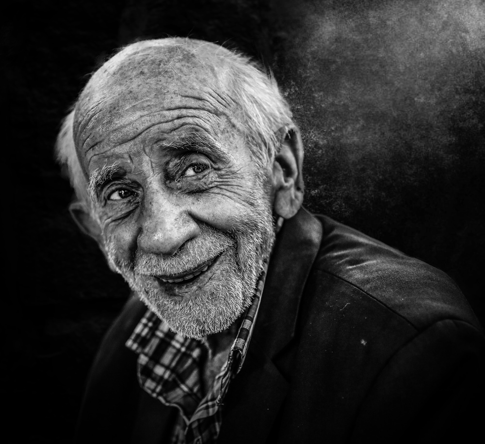 smiling face from Sayed Baqer Alkamel