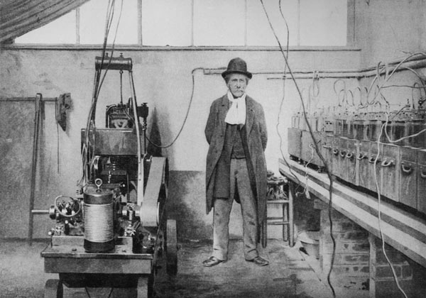 Marcellin Berthelot (1827-1907) in his laboratory in Meudon (Yvelines) (b/w photo)  from Valerian Gribayedoff
