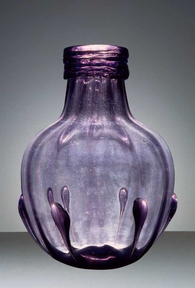 Blown glass vase from Vittorio Zecchin